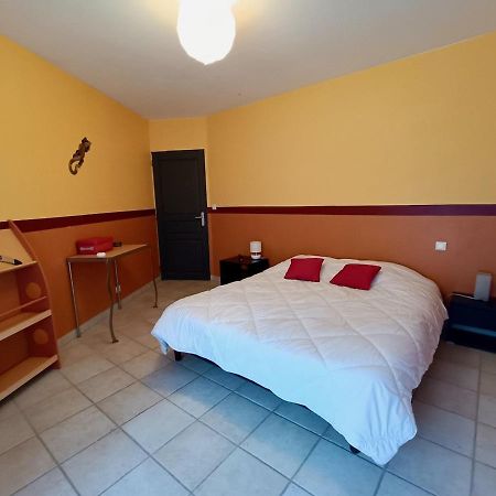 Villa De La Croix De La Main Veyrignac Екстер'єр фото