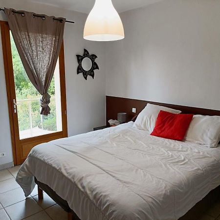 Villa De La Croix De La Main Veyrignac Екстер'єр фото