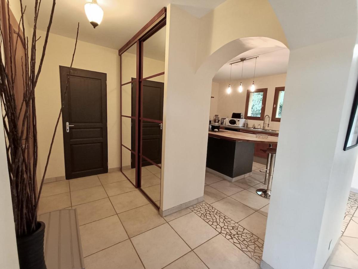 Villa De La Croix De La Main Veyrignac Екстер'єр фото
