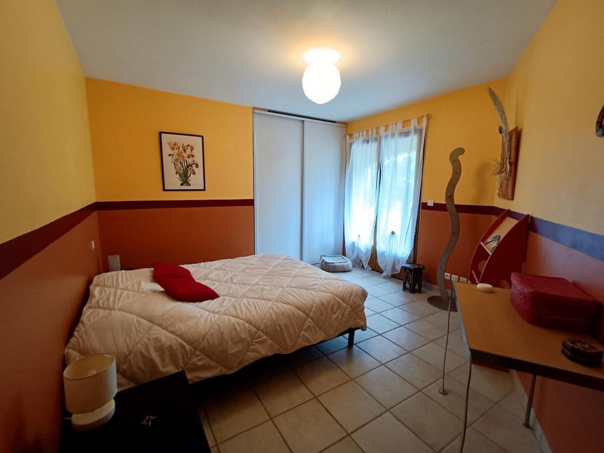 Villa De La Croix De La Main Veyrignac Екстер'єр фото